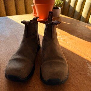 Blundstone All Terrain Women's Boots Size 5.5 (US W 8.5)